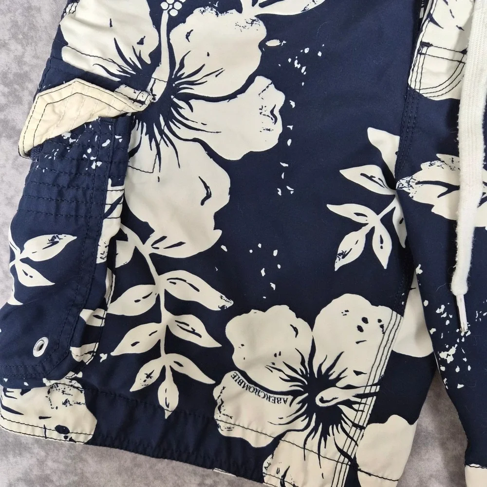 Vintage Abercrombie Tropical Board Shorts Men L Swim Trunks Navy Blue Resortwear